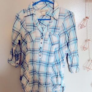 3/4 length  plaid button down.